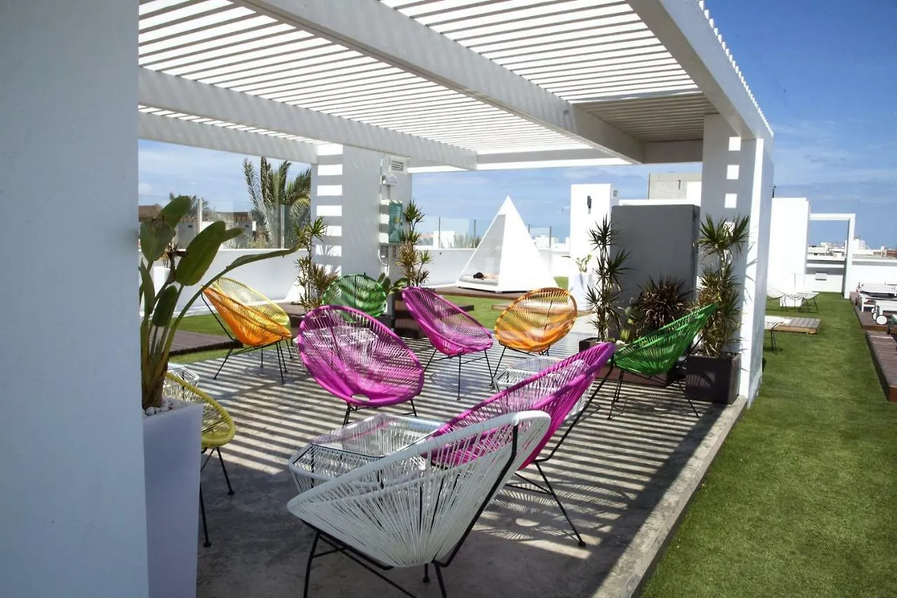 Apartamento Bristol Beach contacts